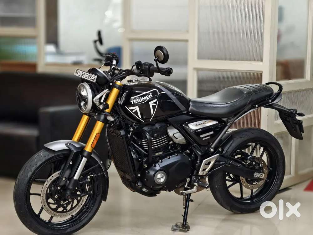 TRIUMPH SPEED 400 ABS