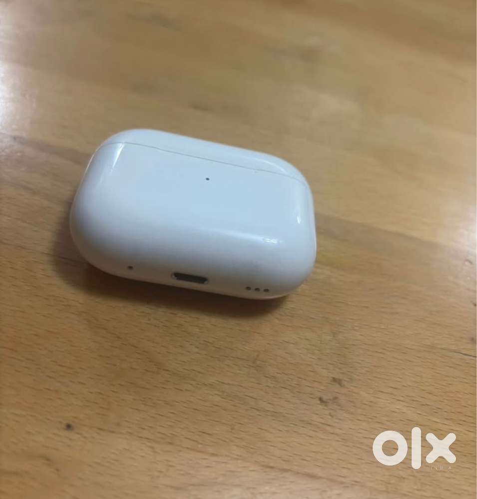 Apple Airpods pro 2 (2nd generation)