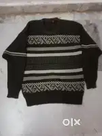 Sweater.Desighn super-sale size42/L. rear used