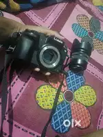 Mirror less camera including original 2 battery charger 64 gb memory