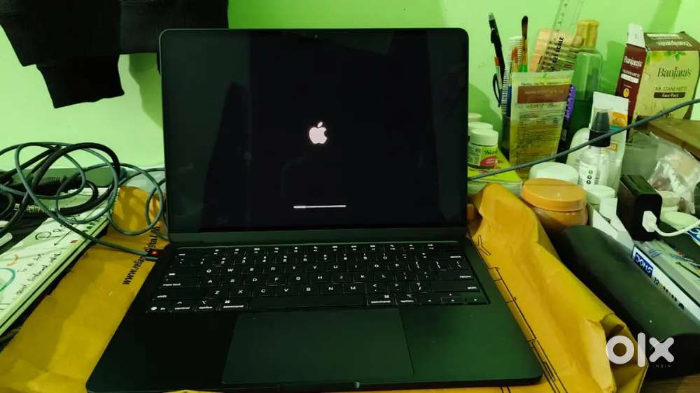 MacBook Air (13-inch, M4, 2025)MBA 13 MIDNIGHT,8C
GPU,16GB,256GB