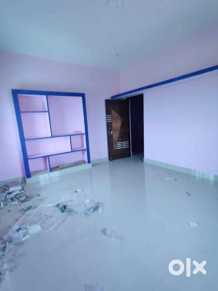 A Spacious 2bhk at Alakapuri Township 9th lane