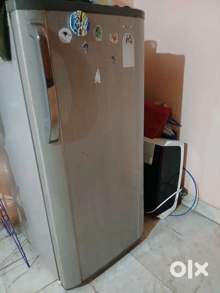 Samsung 180 ltr Single door fridge Selling