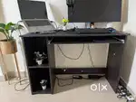 Computer table