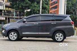 Toyota Innova Crysta 2.8Z Automatic, 2016, Diesel