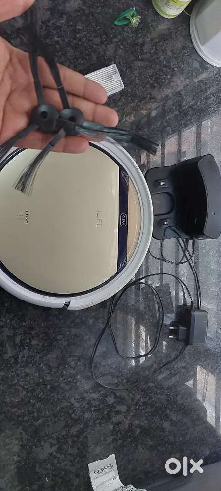 iLife v5s pro robot vaccum cleaner