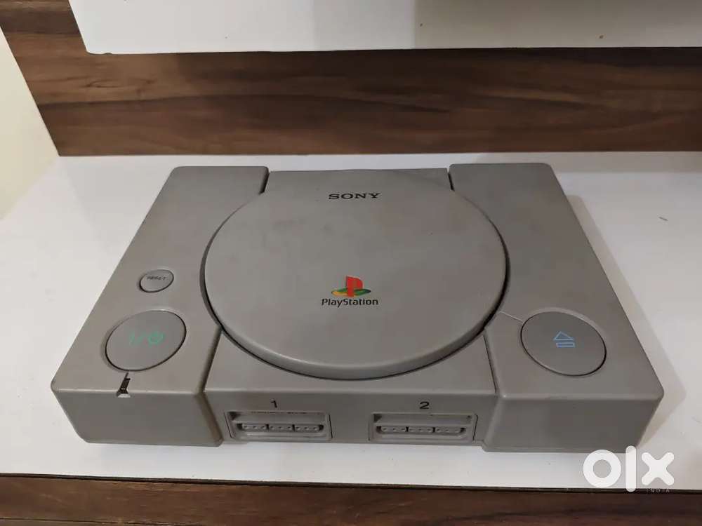 Playstation 1 (original)