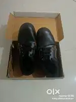 Safety shoes size 8