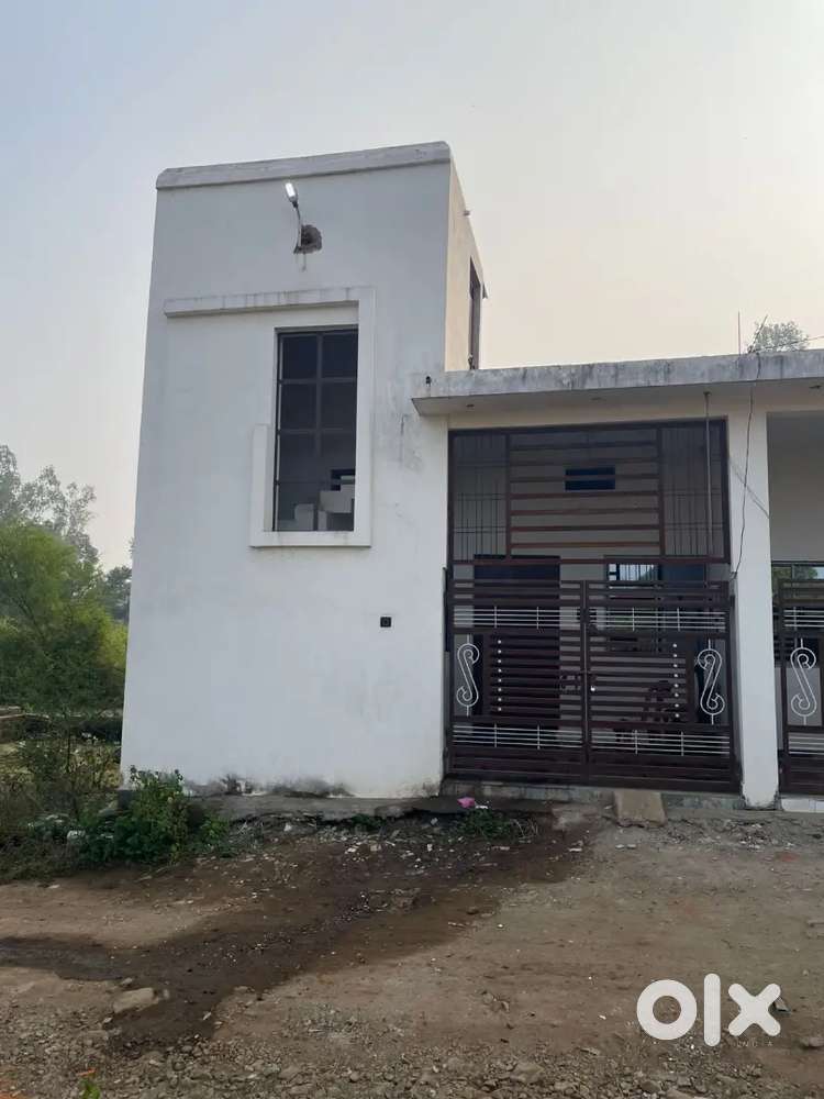 All paper complete samdar location Main road kamaria piparia jabalpur