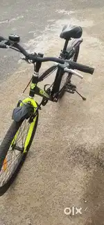 Hercules cycle  (age 15+) urgent sale  price 4500rs