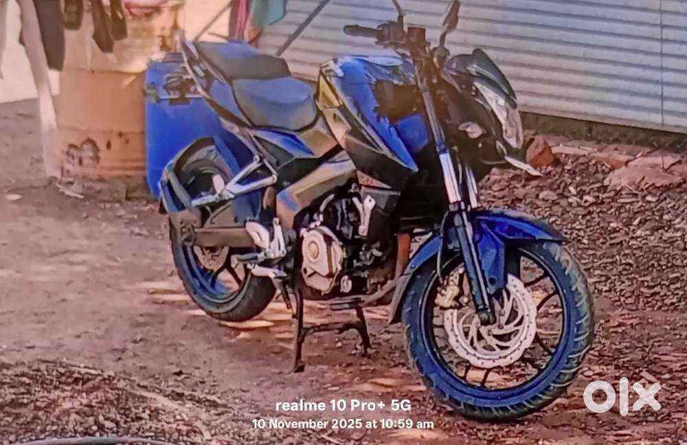 Ns 200 full condition. Full serviced sport bike