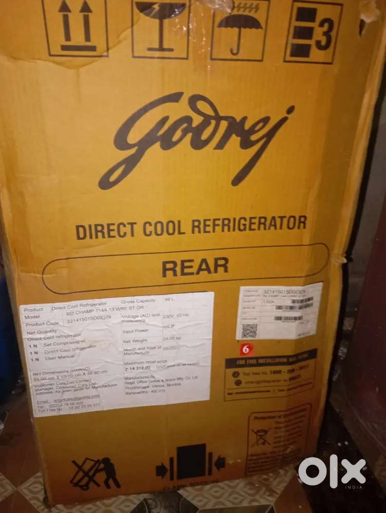 Godrej 99l fridge 1day use only and 3 month old  all oky working