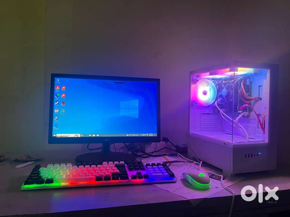 i7 4th gen / 8GB Ram / 256GB SSD / 500 GB Hard Disk