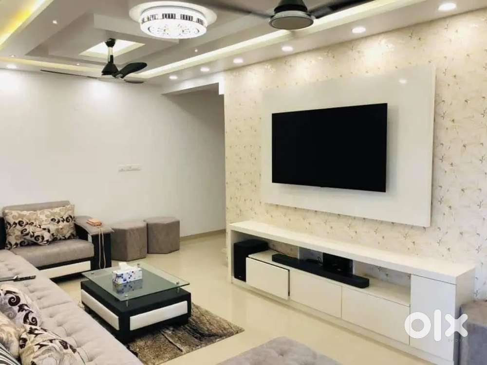 7cents with 3bhk 4300sqft 5years old villa for sale at Padil