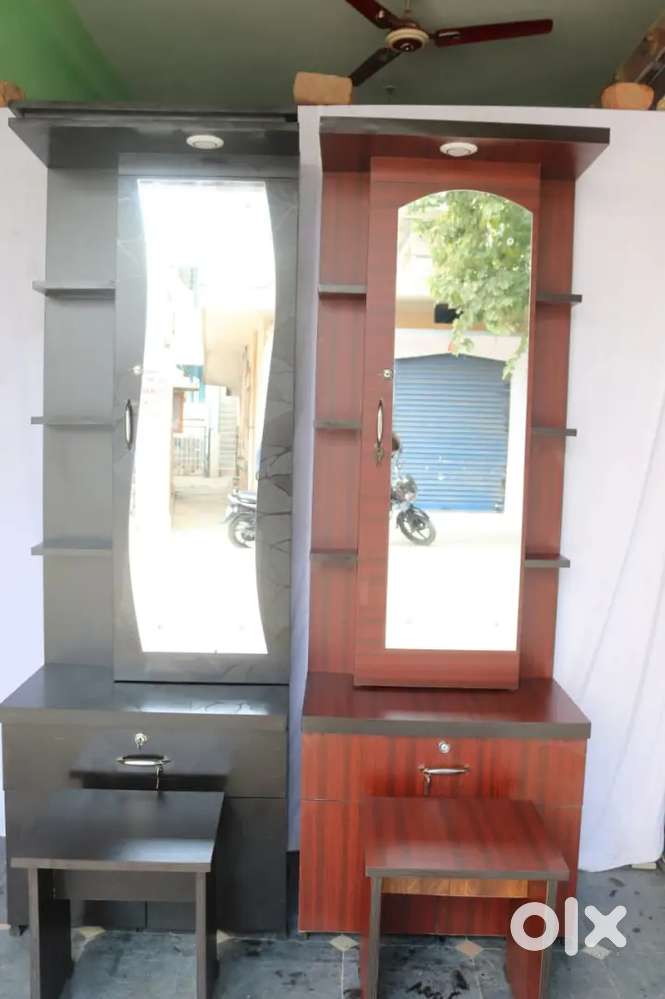 Dressing table BRAND NEW