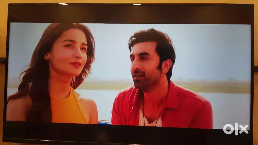 Lloyd 40 inches fhd led tv (non-smart)