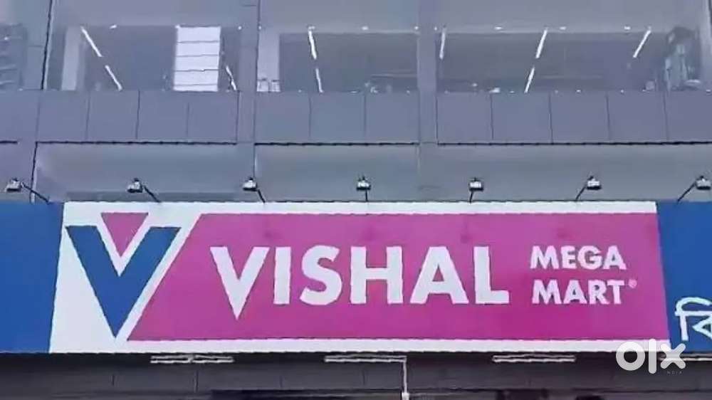 Job hiring in shopping mall and warehouse need girls and boys need