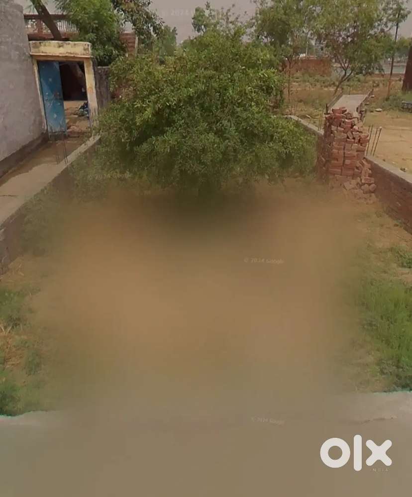 68 gaj ka plot ha bhai kisi ko chiya to contact kara