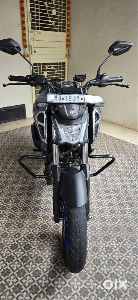 YAMAHA FZS V 4.0 BLUETHOOTH