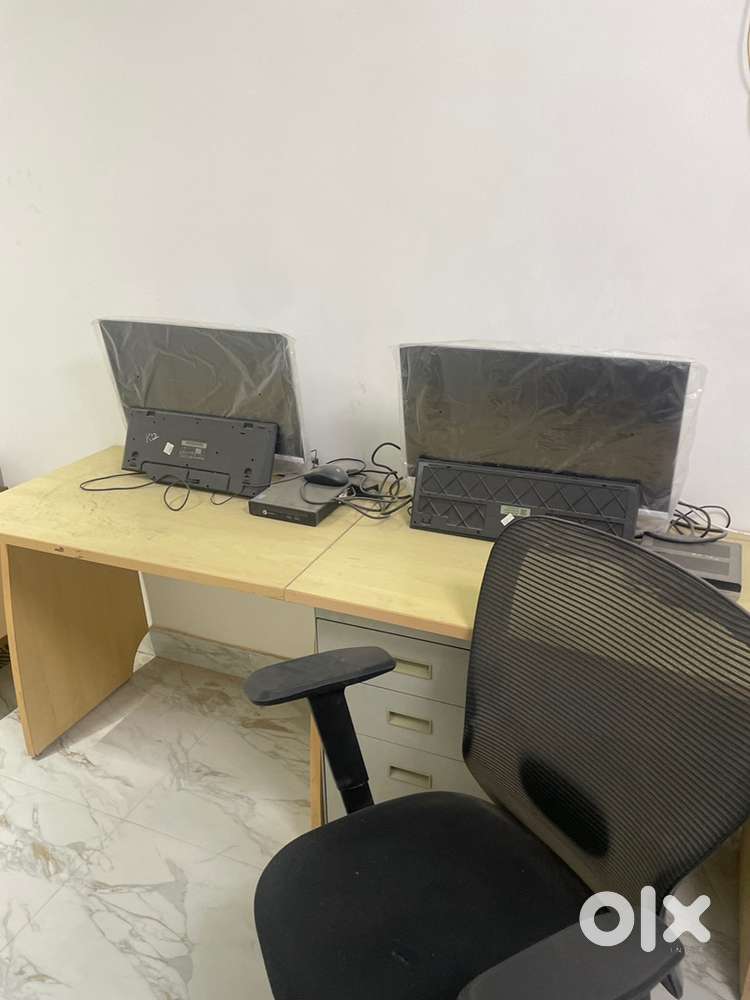Cyber cafe