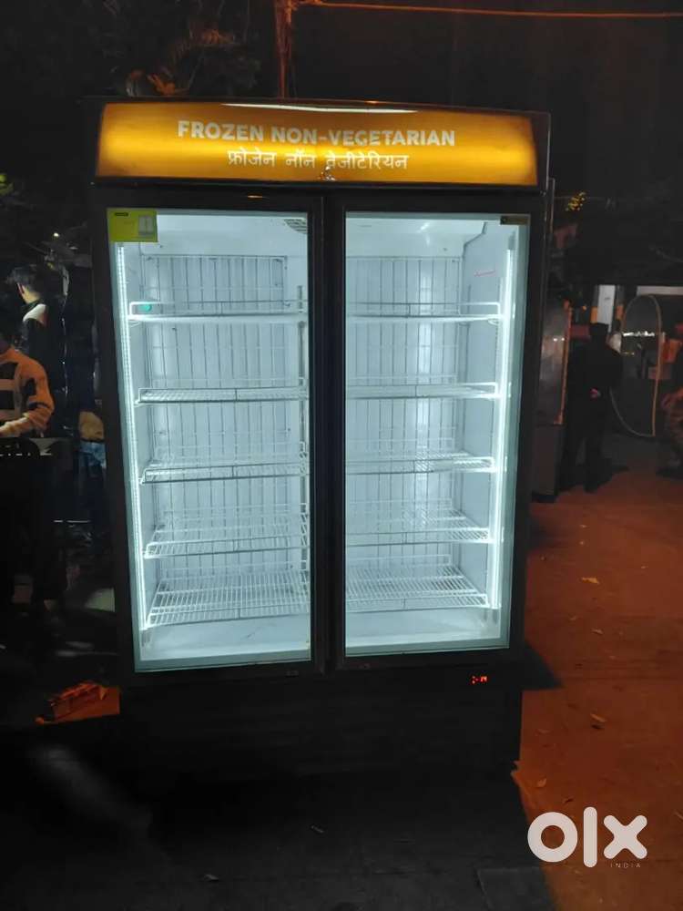 Display Fridge 1200 ltr