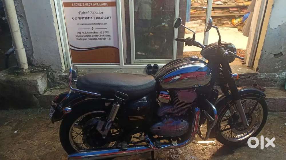 Jawa 350 silver black