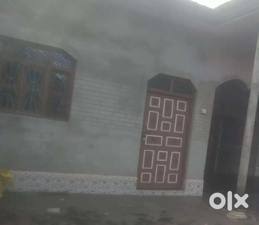 Two Room set available for rent, independent house,near Bala ka purwa,