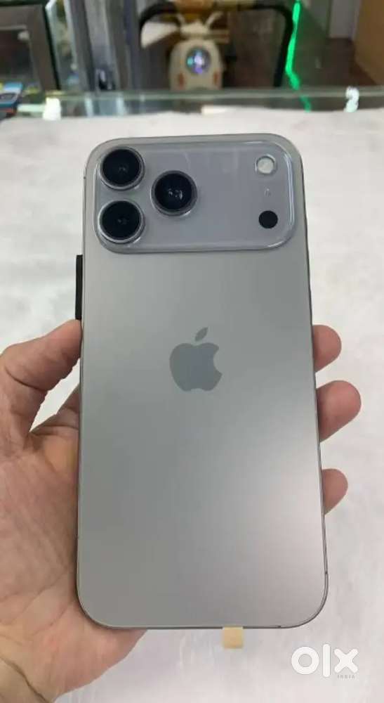 I phone 17 pro max