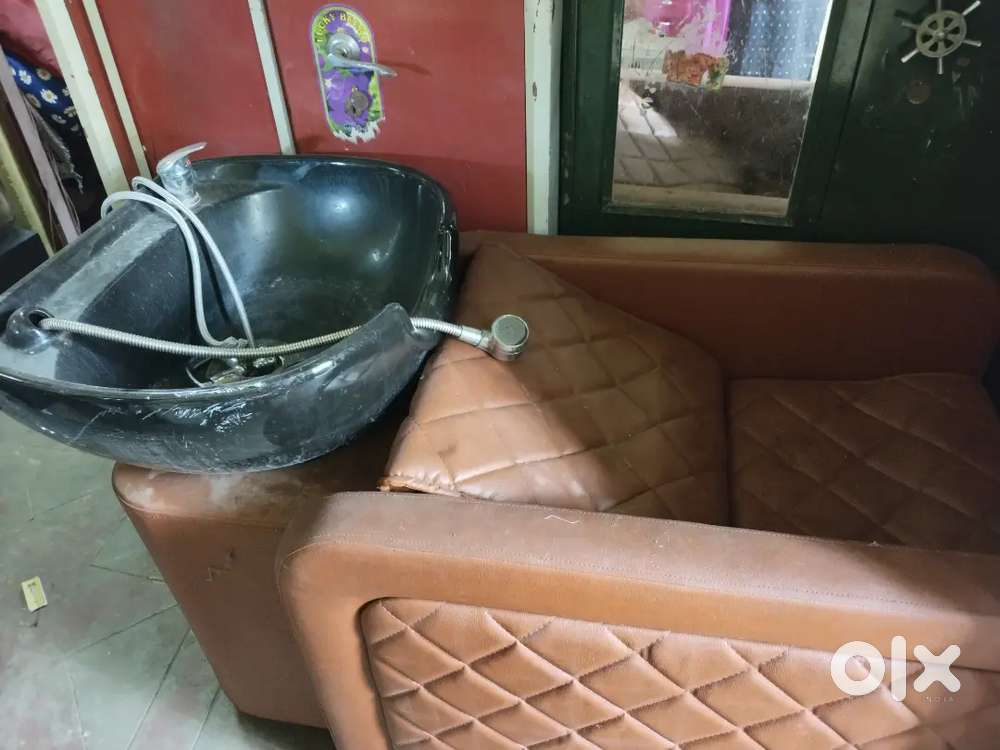 Beauty parlour item