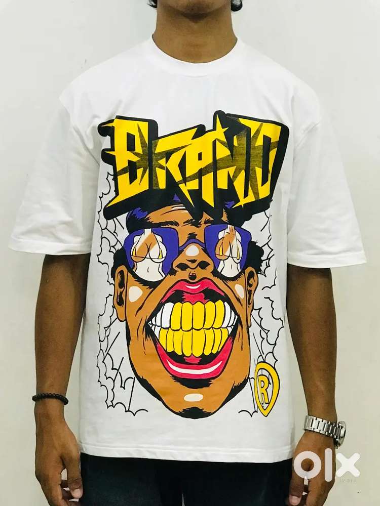Five sleeve t shirt
