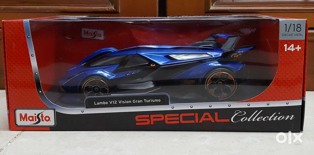 1/18 scale Maisto Lamborghini model car