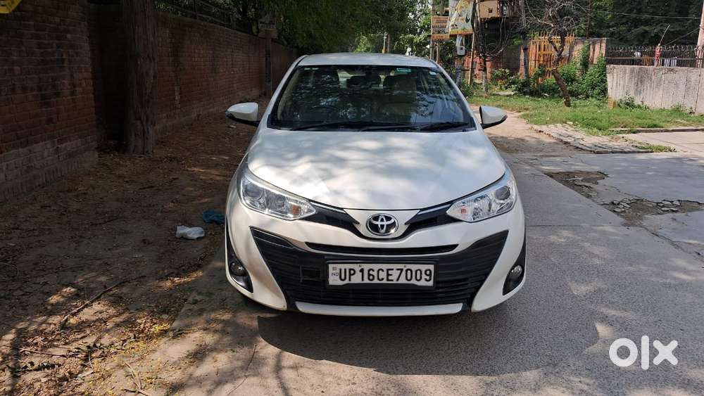 Toyota Yaris J CVT, 2019, Petrol