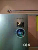 Samsung side by side 700 litre, frost free refrigerator