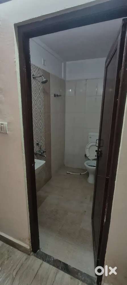 2BHK sharing flat available