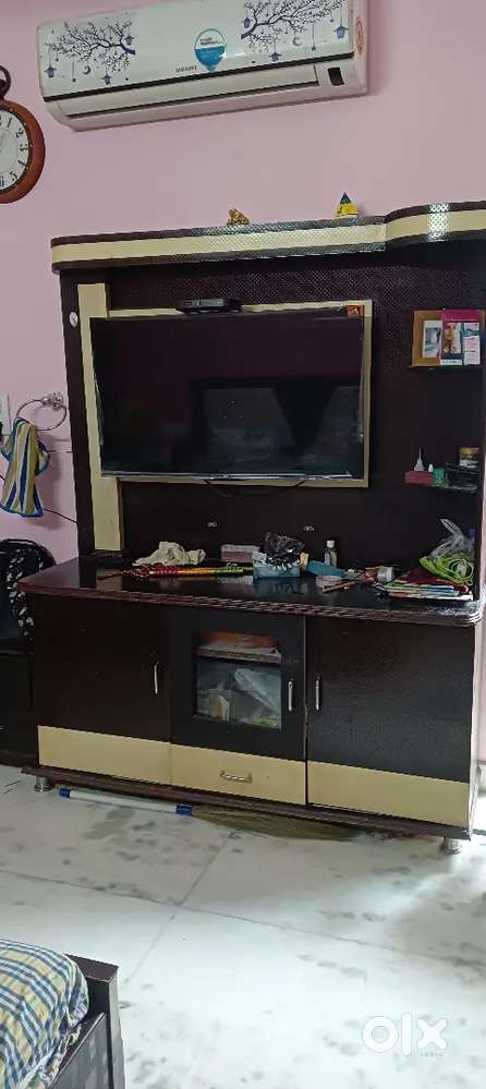 TV Cabinet