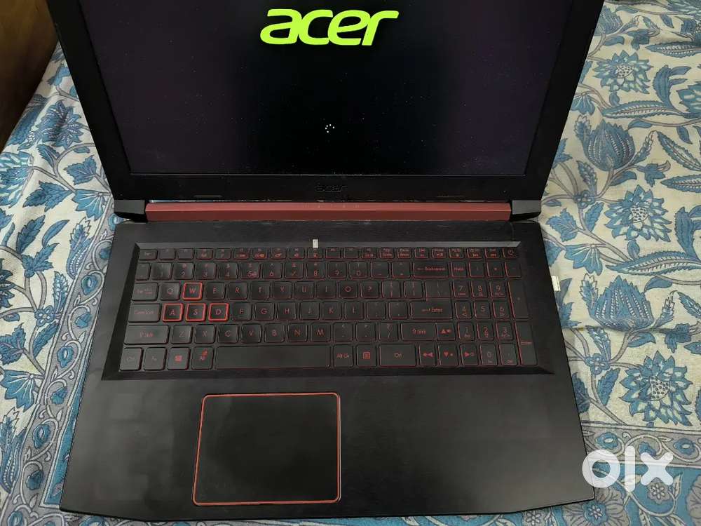 Laptop Acer Nitro 5 8gb ram 224gb ssd