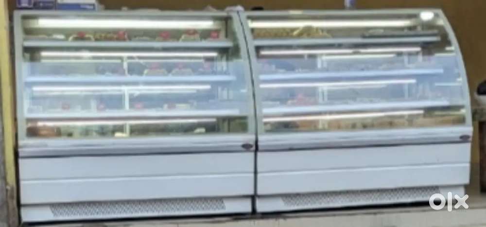 2 Display counter 4.5 feet 1 ac or 1 non ac