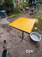 Brand new Stand table 2*2