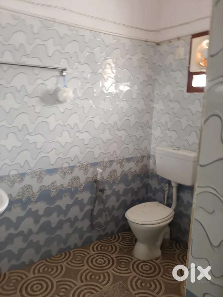 2 bedroom fully  independent house available for rent