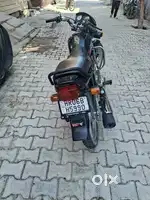 Splendor plus bike with blue Patti