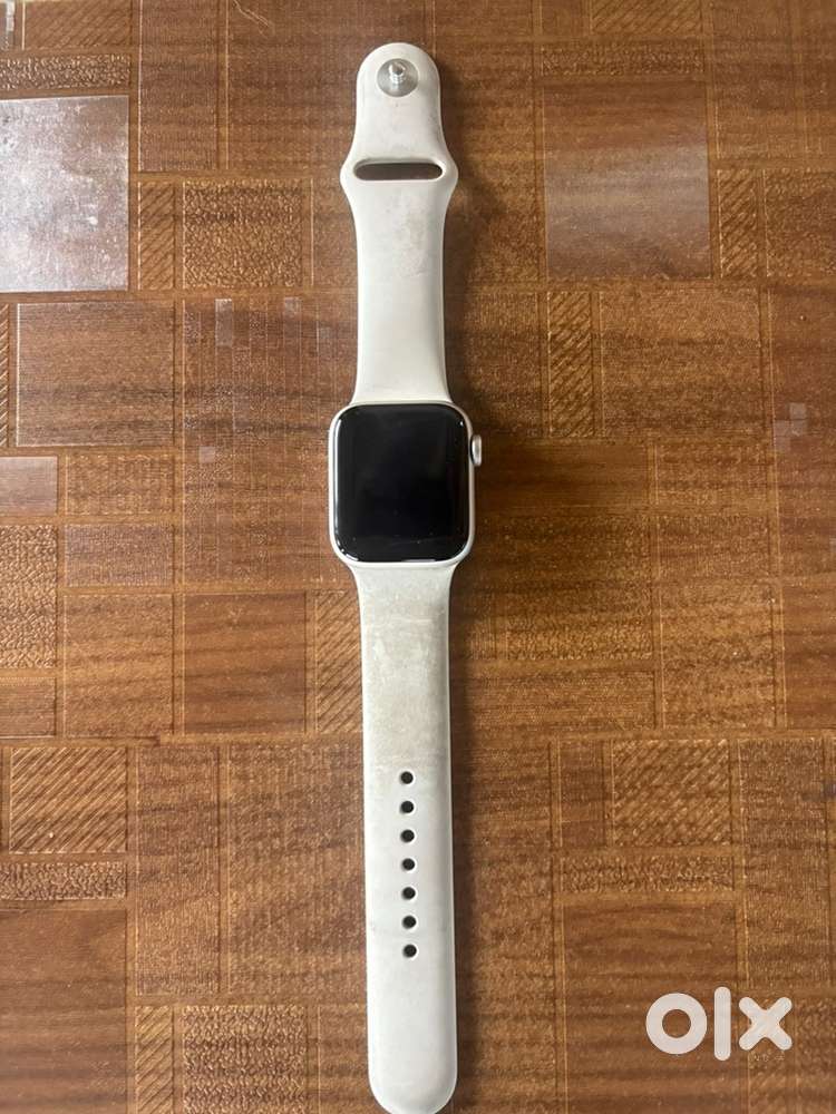 Apple I-Watch Series SE 2 40mm