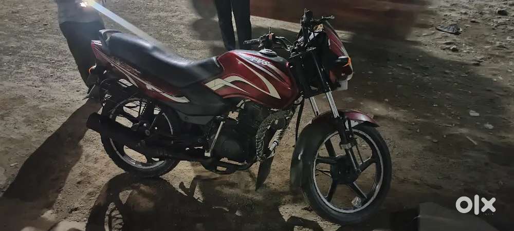 Good condition last desember dono tyre new hai.  2028 mai expire hogi