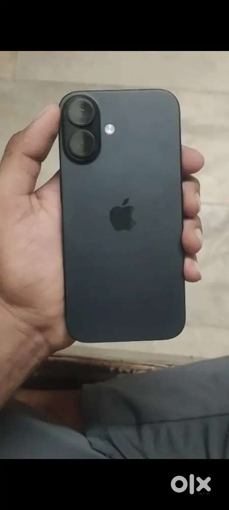 iPhone 16 (128)