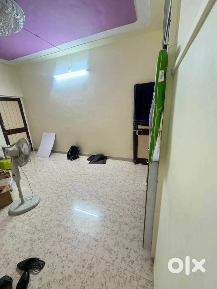 Girl roomate for 2bhk flat rent is 11k will will be divided in us.