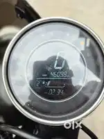 Achhi condition mein yeh gaadi bechain hai
