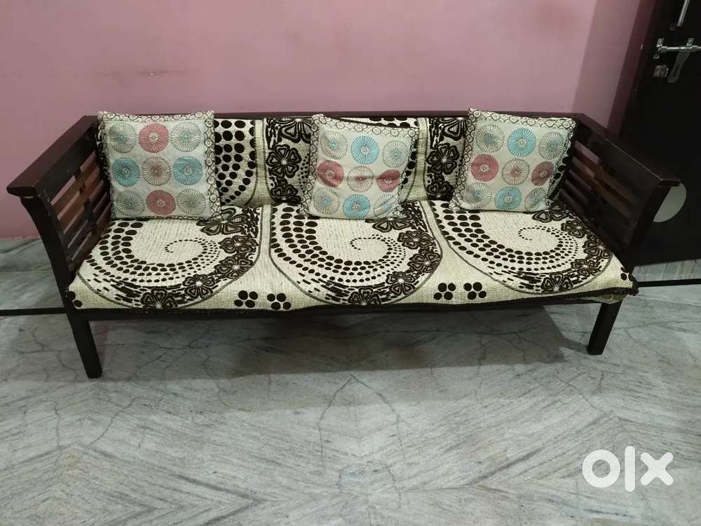 Sofa set  ( working conditions )