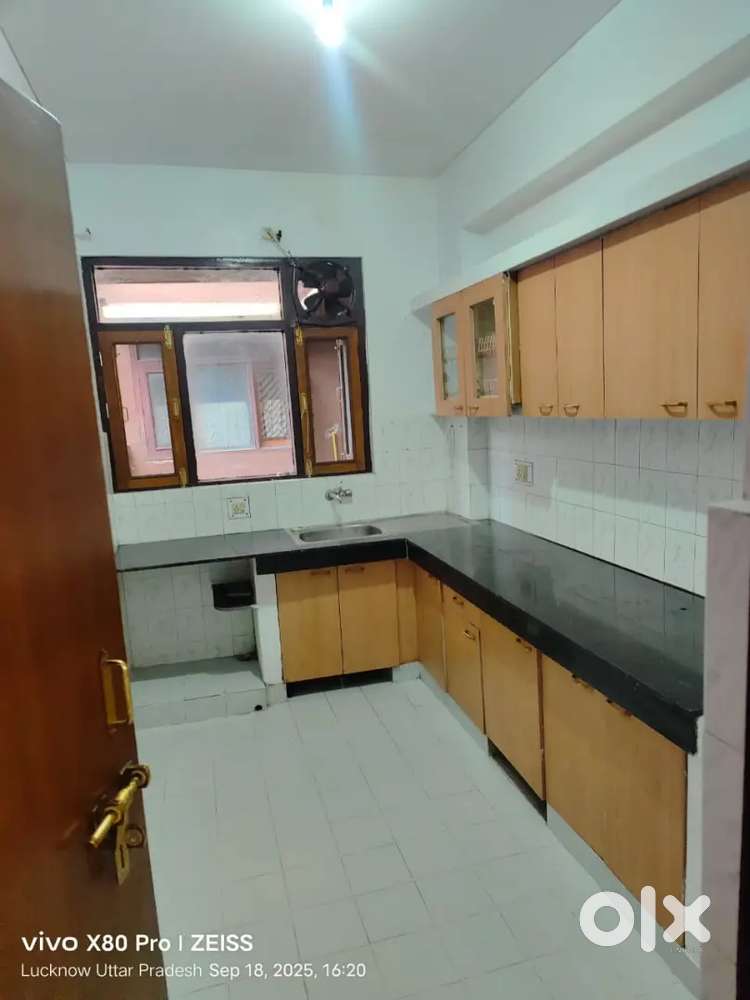 3bhk semi furnish flat just to indira nagar metro halwasiya apartment