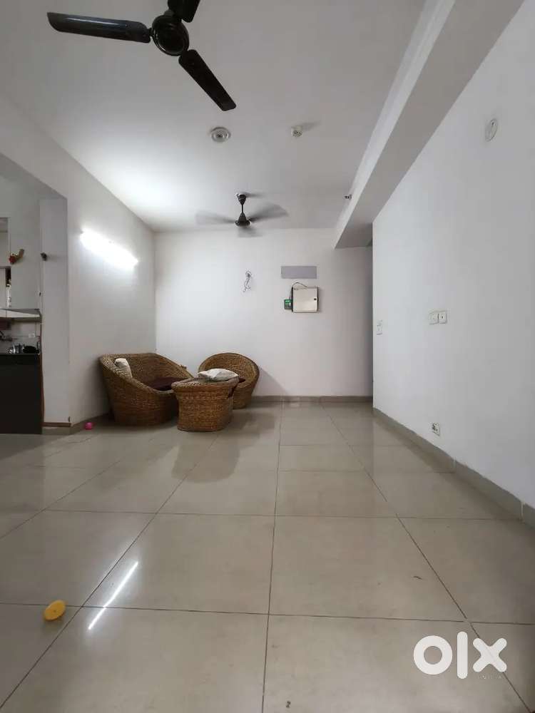 2bhk semi furnished flat for rent