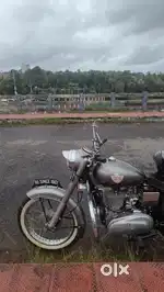 Selling my vintage beauty ENFIELD 350