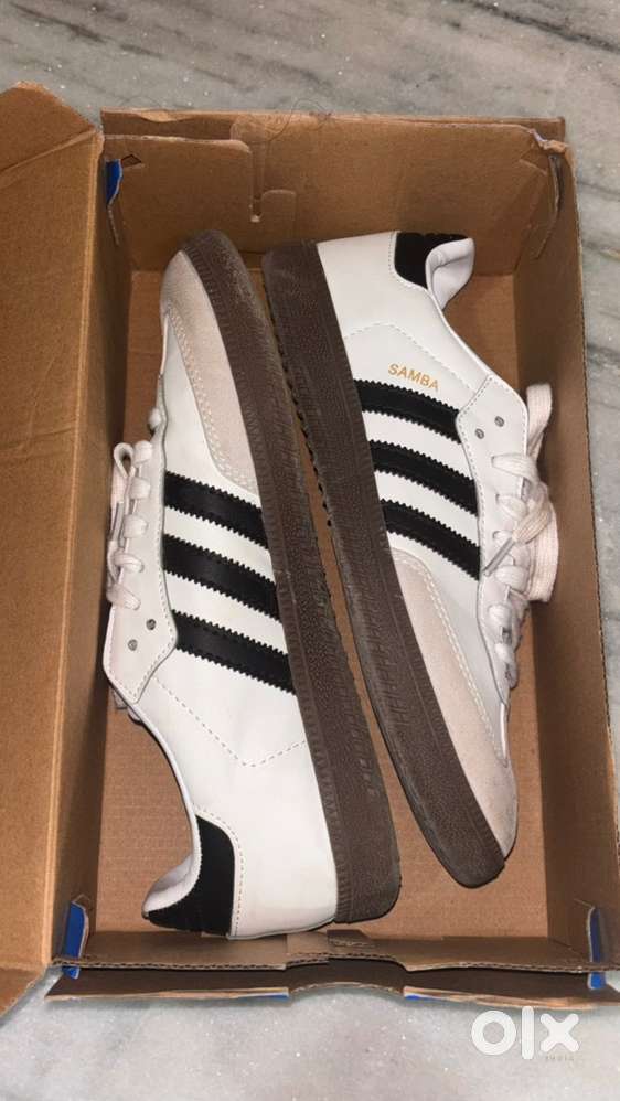 Adidas sambas